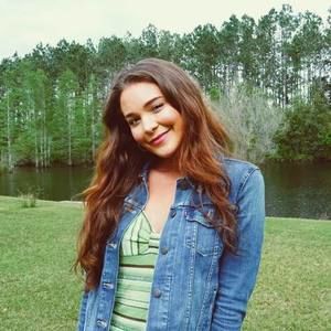 Meet your Posher, Sarah catherine